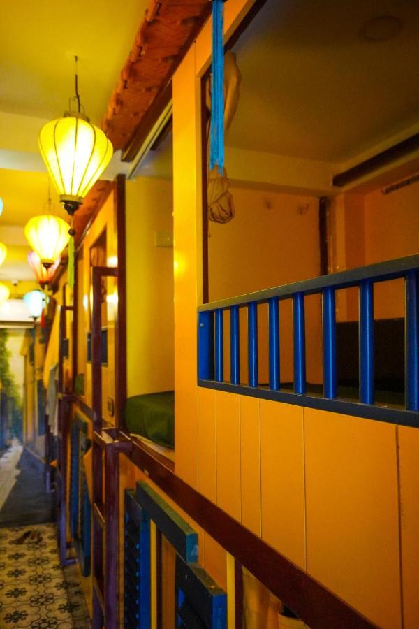 Grandma Lu'S Saigon Bui Vien Hostel Ho Chi Minh City Exterior photo